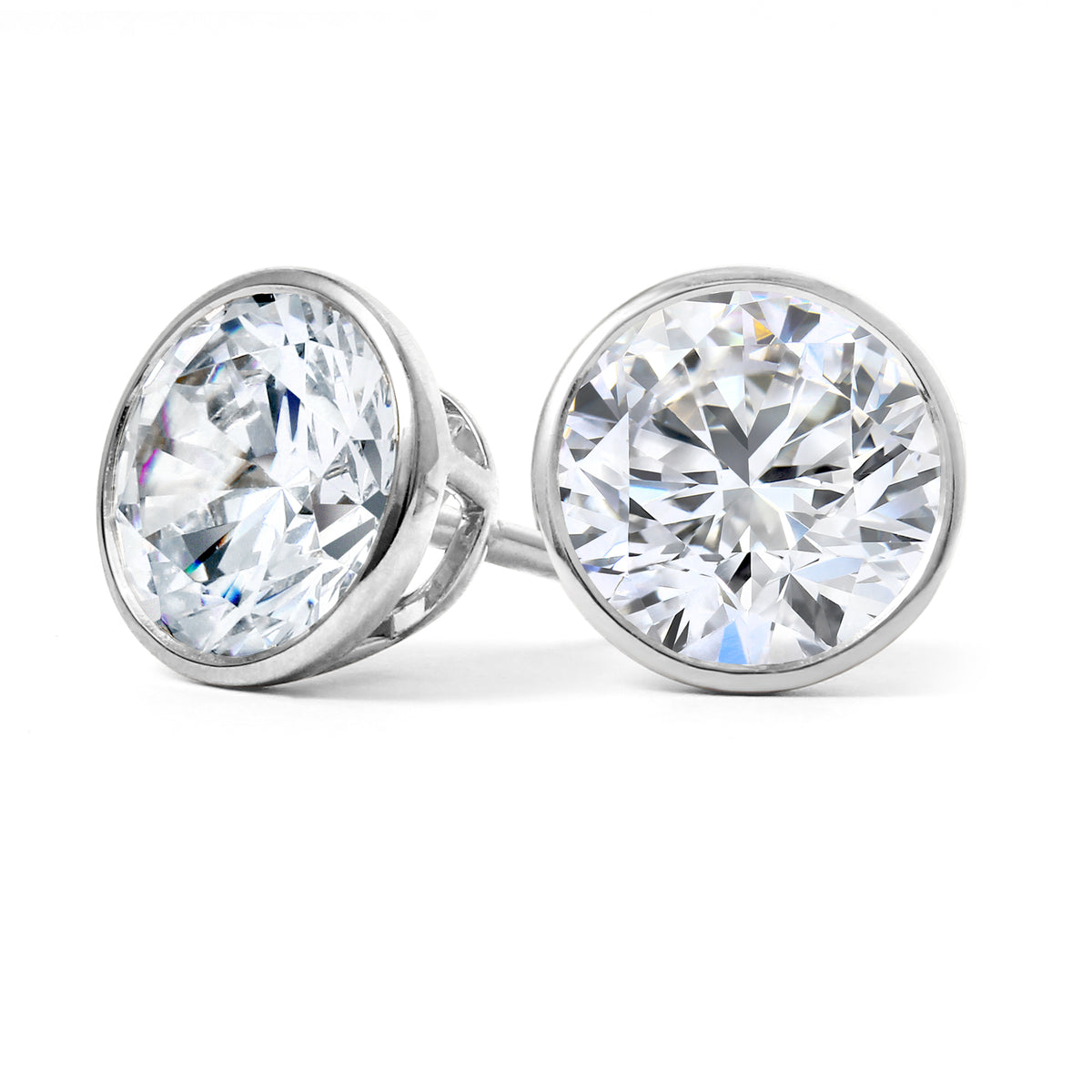 Clarity Diamond™ 3.00ctw Lab Grown Round Diamond Bezel Stud Earrings