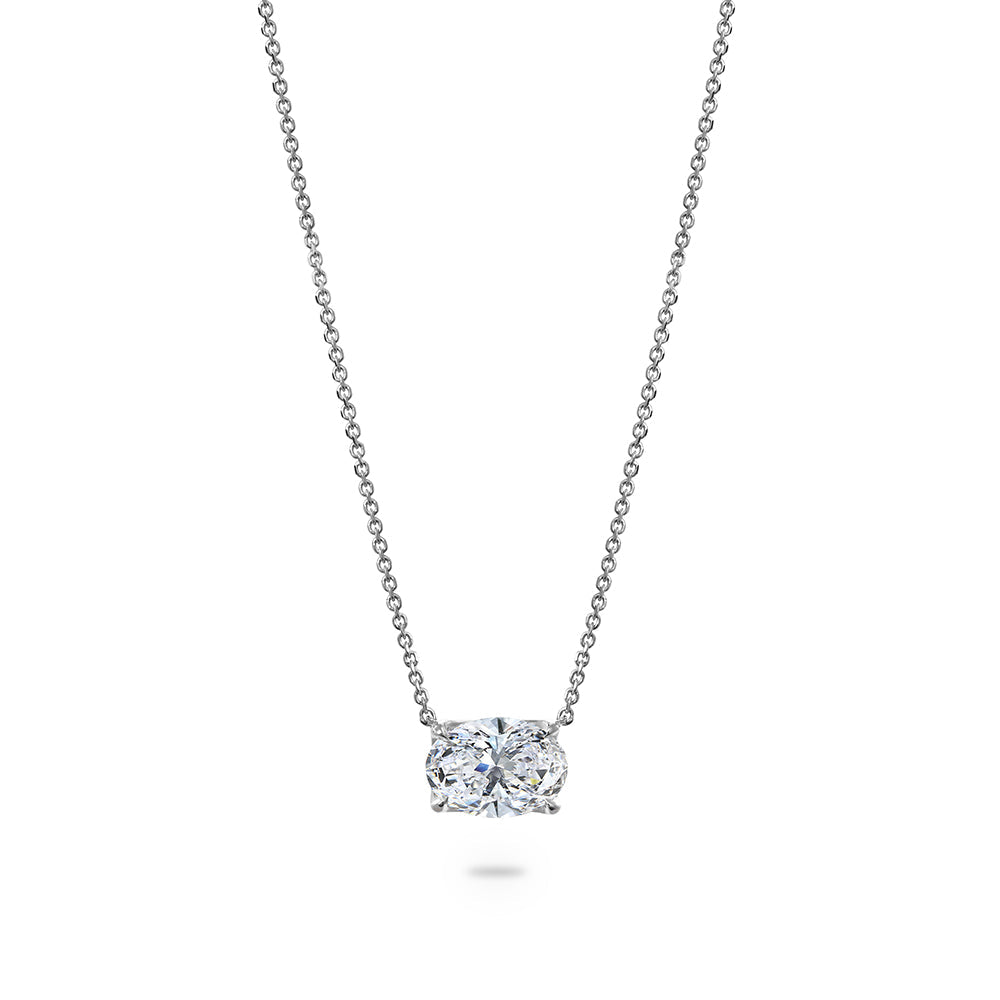 Clarity Diamond 18k Oval Pendant