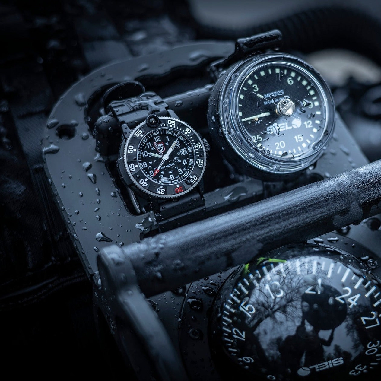 Navy SEAL Heritage 3001.H – Gem Bijou